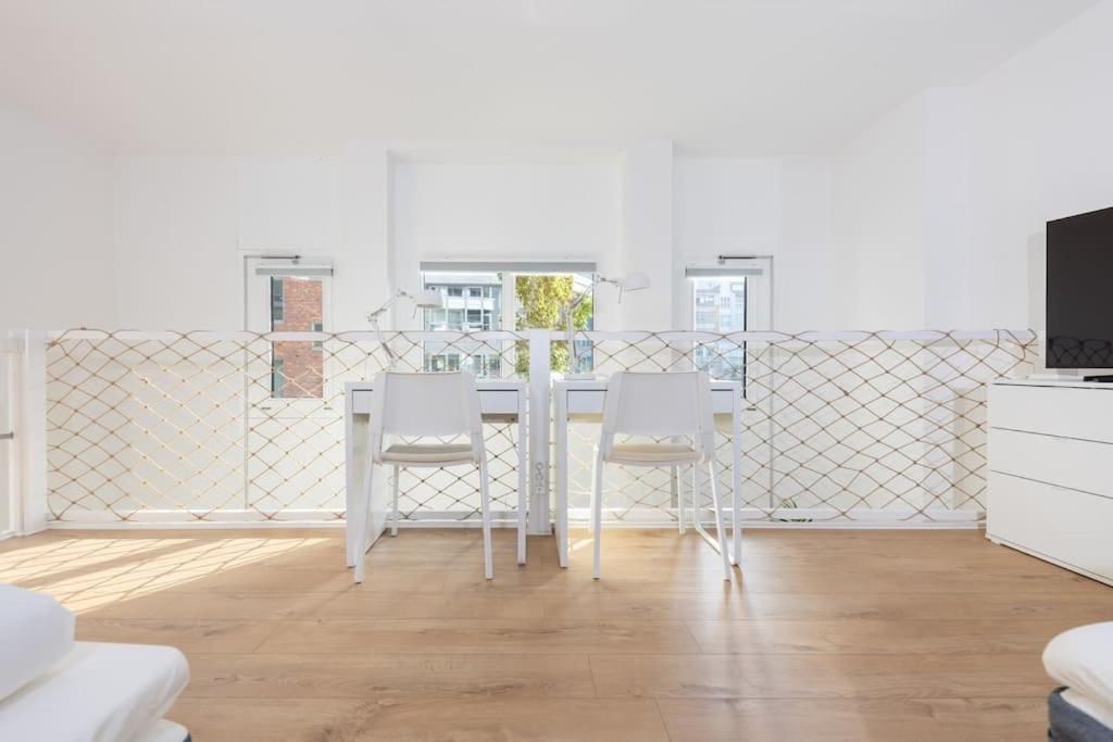 Zentrales Gallerie-Loft Alexanderplatz เบอร์ลิน ภายนอก รูปภาพ